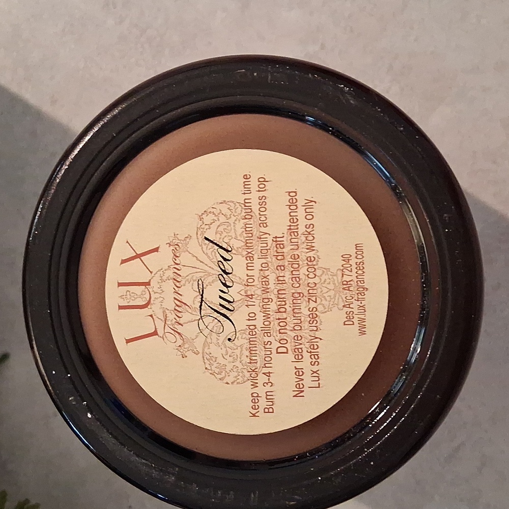 Lux Boxed Candle - Picture 3 of 4